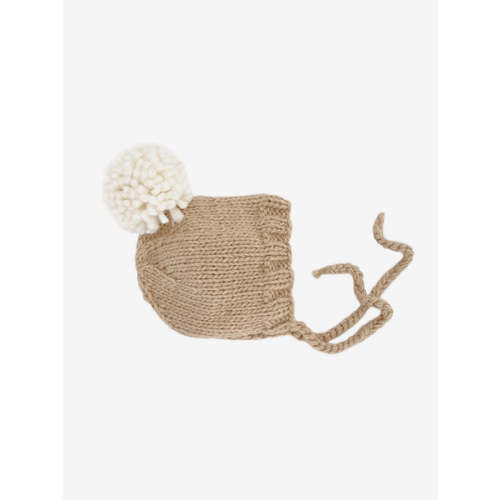 Pom Bonnet in Latte