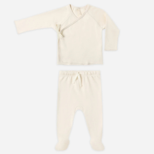 Quincy Mae Set in “Natural”