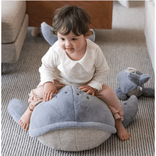 WHALE POUF