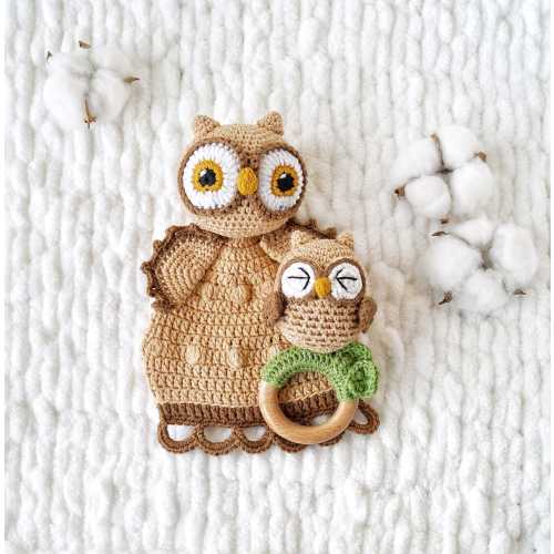 Owl Lovey and Rattle gift set, Neutral Baby Gift Set, Woodland Theme Baby Shower gift, Personalized baby welcome gift, Owl cotton snuggler