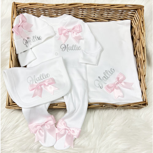 SPECIAL OFFER Newborn baby homecoming set, sleepsuit/babygrow hat bib Bows with blanket any name Personalised gift