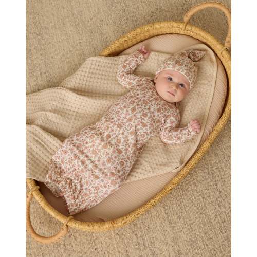 Bamboo Baby Gown + Hat Set || Bloom – Quincy Mae