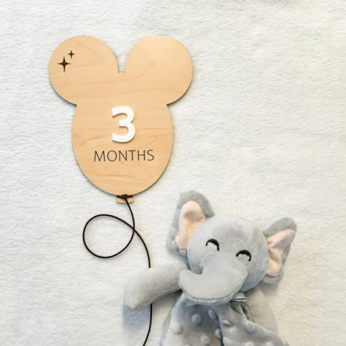 Disney Balloon Monthly Milestone Sign // Mickey Balloon Milestone // Newborn Baby Photos // Newborn Milestones Photo Prop //
