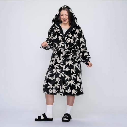 Black Floral Sherpa Robe – The Oodie USA