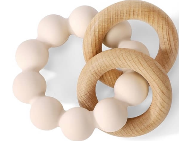 Socub Baby Teething Toys for 0-6 6-12 Months- BPA-Free Food-Grade Silicone & Natural Beech Wood Teether Ring for Newborn Infants Teething Relief- Easy-Grip Sensory Rattle Toys(Shifting Sand)