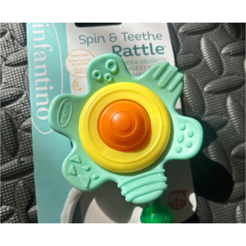Infantino Spin & Teethe Gummy Pink Flower Rattle - Easy to Grab, Chewy Rings, Multi-Texutre Petals, Roller Ball Center - Teething & Sensory Play, Ages 0 Months +
