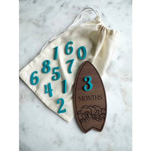 Ocean Wave Surfboard Milestone Marker / Ocean Theme Nursery Decor / Ocean Baby Shower Gift / Surfer Baby Gift / Ocean Wave Milestone Disc