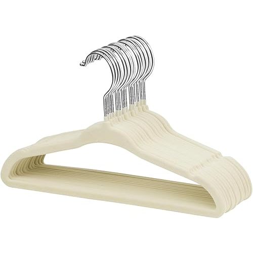 ManGotree Childrens Velvet Clothes Hangers, Baby Kids Hangers for Clothes Space Saving Non-Slip 15Pack (Beige)