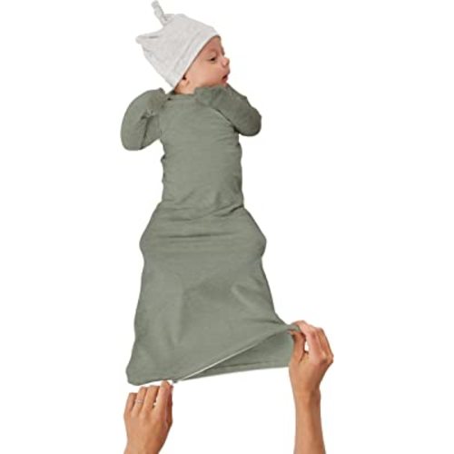 GUNAMUNA Unisex Baby GOWN Sleeper, Night Gown with Diaper-Zipper