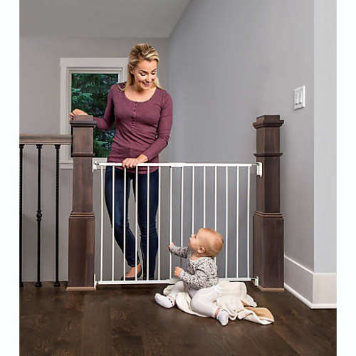 Regalo Top of Stair Baby Gate in WhiteRegalo Top of Stair Baby Gate in White