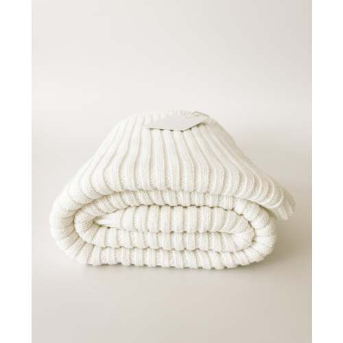 Powder Ribbed Knit Blanket