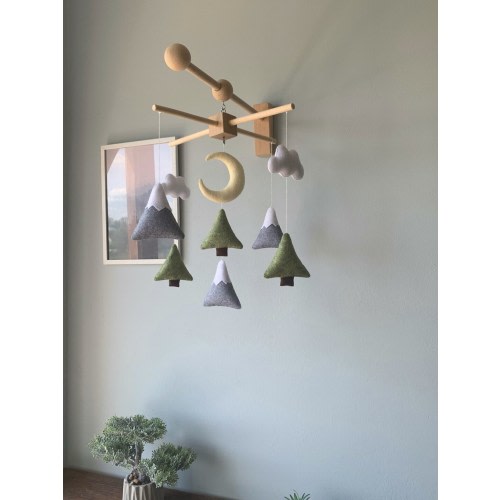 Forest baby mobile