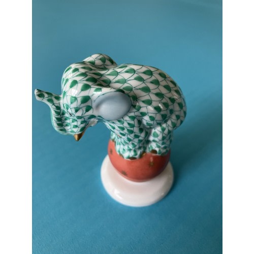 Herend Circus Elephant In Green Fishnet Pattern On Rust Color Ball.