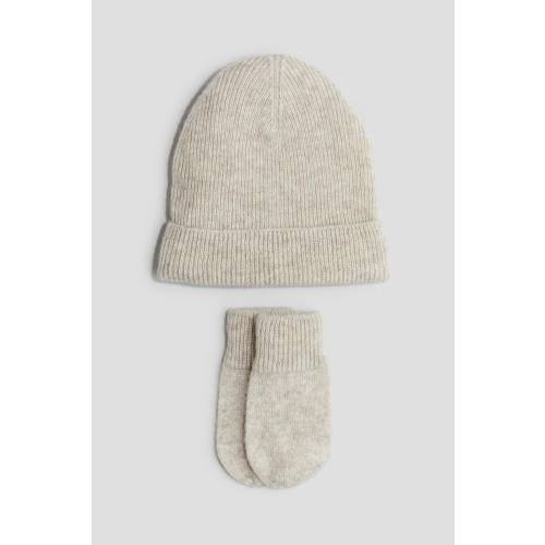 2-PIECE CASHMERE BEANIE AND MITTEN SET