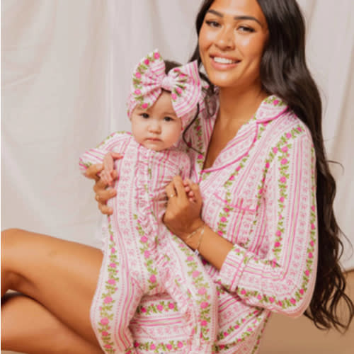 Bowquet of Roses Women's Button Down Nightgown