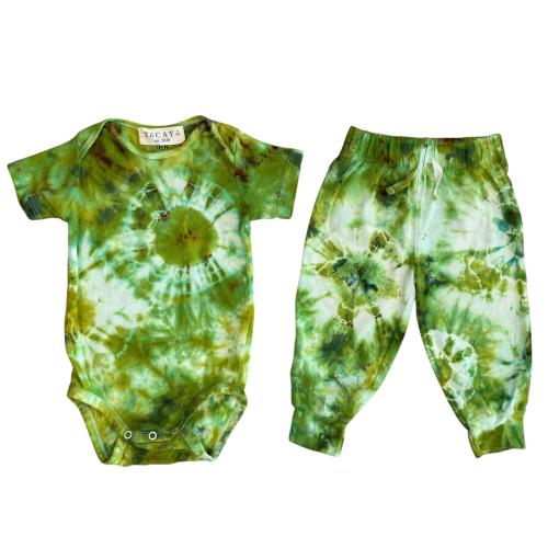 REPTILE GREEN Organic Cotton 2 pc Tie Dye Outfit | Baby Bodysuit and Jogger Pants | Tocayo Hand Dyed Infant 6 9 12 18 24 months