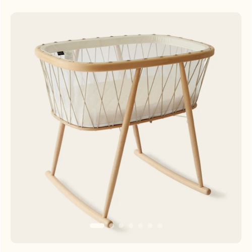 KUMI: Le Berceau en bois design sans barreau – Charlie Crane Paris