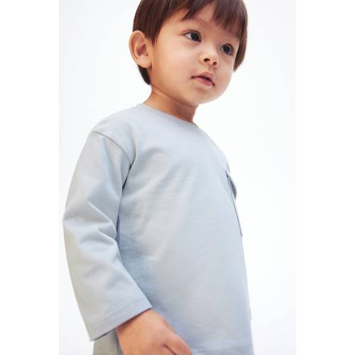 LONG-SLEEVED T-SHIRT