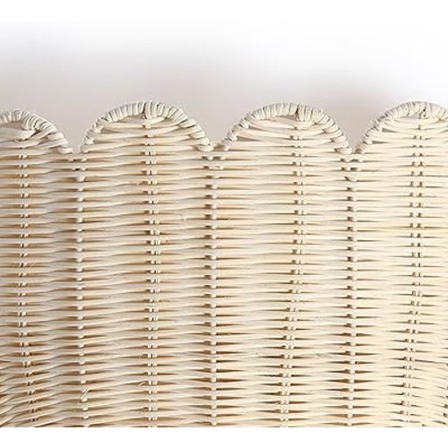 Scalloped Hanging Wicker Baskets for Wall, Scalloped Home Decor, Hanging Woven Rattan Wall Basket for Flowers Front Door Bathroom Storage (Natural)
