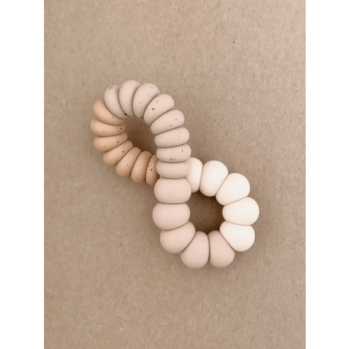 Twist Freezer Teether (speckled vanilla)