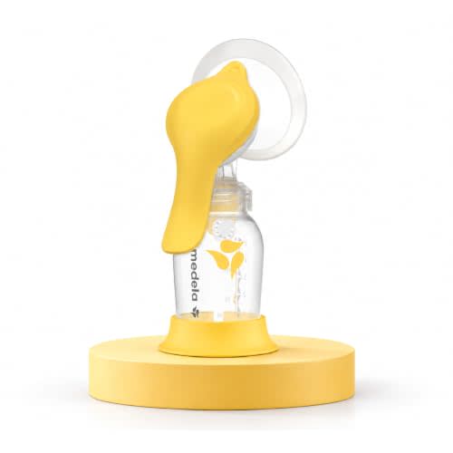 Medela Harmony Manual Breast Pump, On-the-Go, More Milk Output | Soft-Rim PersonalFit Flex Comfort Shield (24mm), 2-Phase Expression, Lightweight & Portable, 5 oz, BPA-Free, Hand Pump