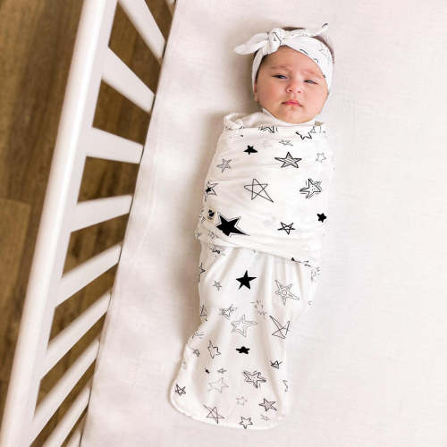 Norani Baby Snugababe Sleep Pod with Arm Inserts - Black and White Stars