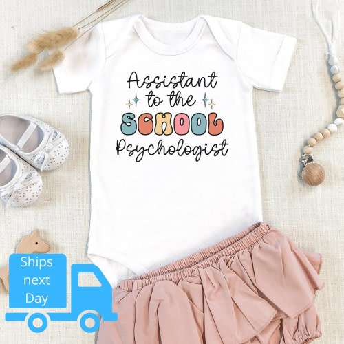 School Psychologist bodysuit, cute school psychologist gift, baby gift psychologist, Profession, baby shower gift, gift for mom or dad