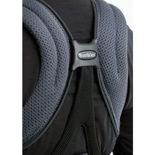 BabyBjörn Baby Carrier Free