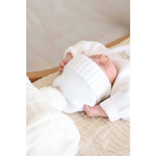 Knit Baby Pom Pom Beanie in Snow | Caden Lane