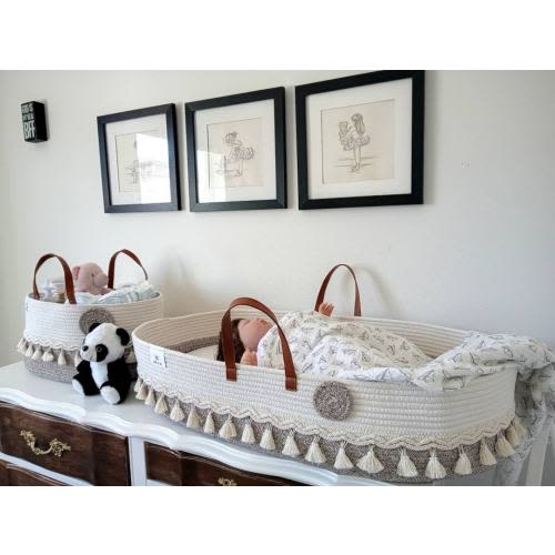 Bobo & Jojo Changing Basket for Baby Set with waterproof pad , Safety Straps, 1 Waterproof mat, Diaper Caddy, 2 Fitted Sheets, and a Panda.