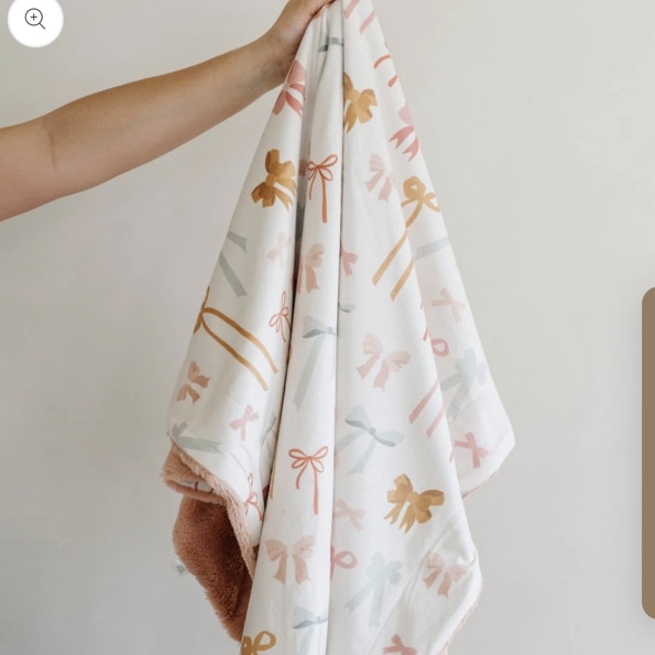 MINKY/LUSH RECEIVING BLANKETS