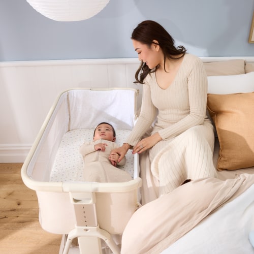 CoZee Breeze Lite Co-sleeping Bassinet in Whitewash Ash and Mushroom | iL Tutto