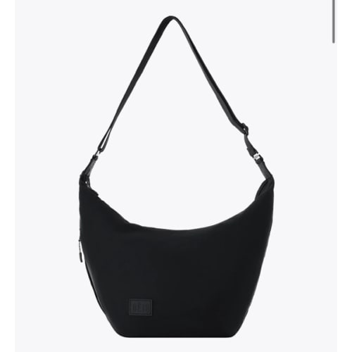 BÉIS The Crescent Catchall in Black – Black Crescent Crossbody Shoulder Bag