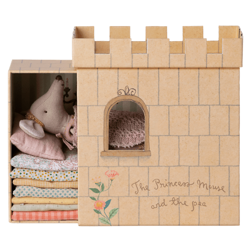 Princess and the Pea Mouse, Big Sister