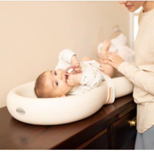 Keekaroo Peanut Changer Baby Vanilla– The Original Made in USA Easy-to-Clean Changing pad and The only Shell Over Foam, Fully Water Repellant