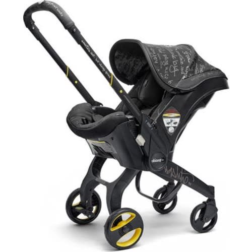 x Vashtie Convertible Infant Car Seat/Compact Stroller System with Base