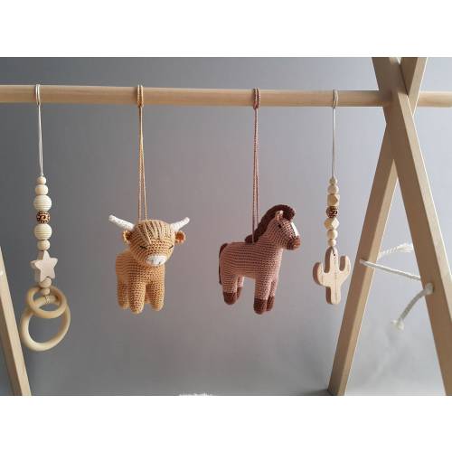 Highland cows baby play gym toys, Farm, Longhorn cows, Gym Frame, Infant activity center, Baby gym toys, Crochet rattle, Wooden rattle