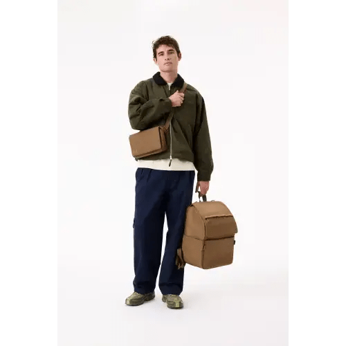 BÉIS 'The Ultimate Diaper Backpack' in Camel - Diaper Bag Backpack in Camel Brown