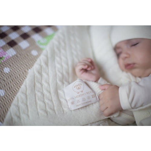 Knitted Merino Wool Baby Blanket - Best Blanket for Newborn - High-Quality Merino Wool Throw - Baby Shower gift - Natural Wool Blanket