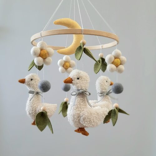 Baby mobile, goose, mobile in the crib, mobile goose, mobile flower, gift to a newborn, toy in the crib, mobile on the farm, toy goose, geese