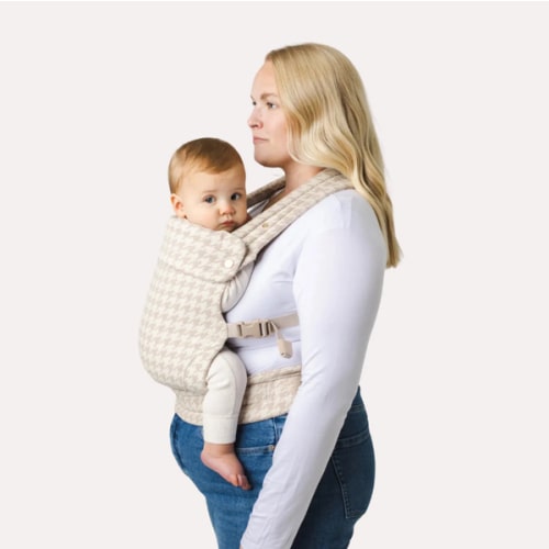Ergonomic, comfortable and lightweight - baby carrier