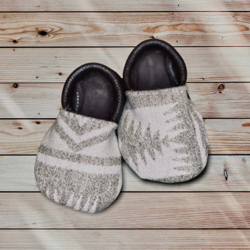 Pendleton Red Bluff Mocs – Little Buffalo Creek Co.