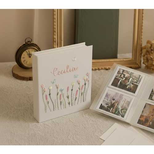Hand Embroidered Photo Album With Sleeves, Personalized Photo Album, Anniversary Gift, Unique Photo Album, Flower Embroidered Photo Album.