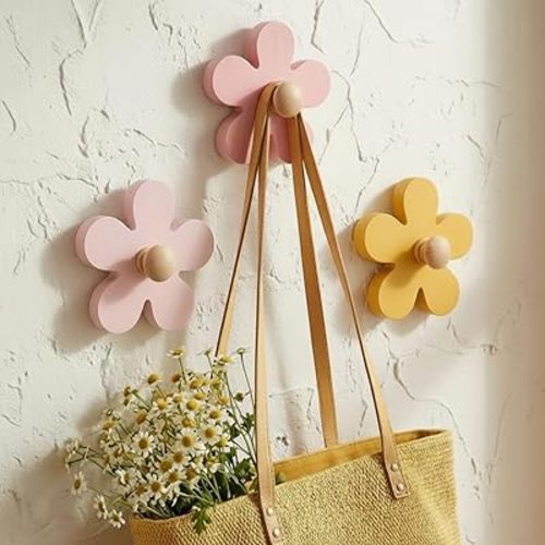 AceOrbit 3 Pcs Daisy Wall Hooks Wood Flower Towel Hooks Cute Daisy Flower Decorative Wall Mount Hangers for Bathroom Kitchen Bedroom Home Decor Entryway Robe Towel Clothes Hats(Yellow, Pink, Purple)