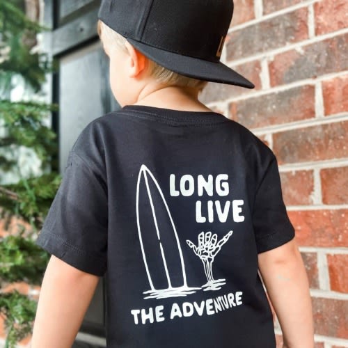 100% ORGANIC COTTON LONG LIVE THE ADVENTURE TEE - BLACK – LITTLE RAD THINGS