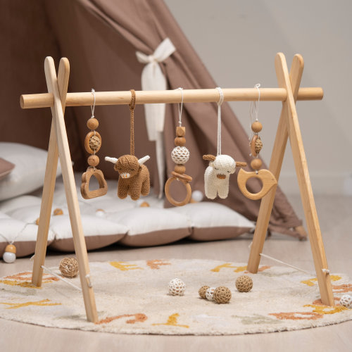 Baby Gym with Crocheted Highland Cows / Custom Activity Gym for Baby / Baby Shower Gift