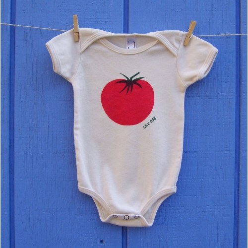 Red Tomato Organic Infant One piece Loves Earth Day
