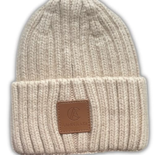 Ribbed Knit Beanie – Aarin & Co.