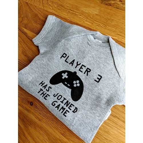 Gifts for Gamers Player 3 Has Joined the Game ONESIES ® Brand Bodysuits Baby Bodysuit or T-Shirt Newborn Coming Home Outfit Baby Shower Gift