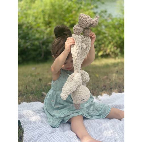 Crochet goose snuggler, knotted lovey, baby goose crochet lovey, newborn, baby gift, unisex gift, crochet toy, forest nursery decor.